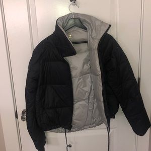 Reversible cropped puffer jacket!!!
